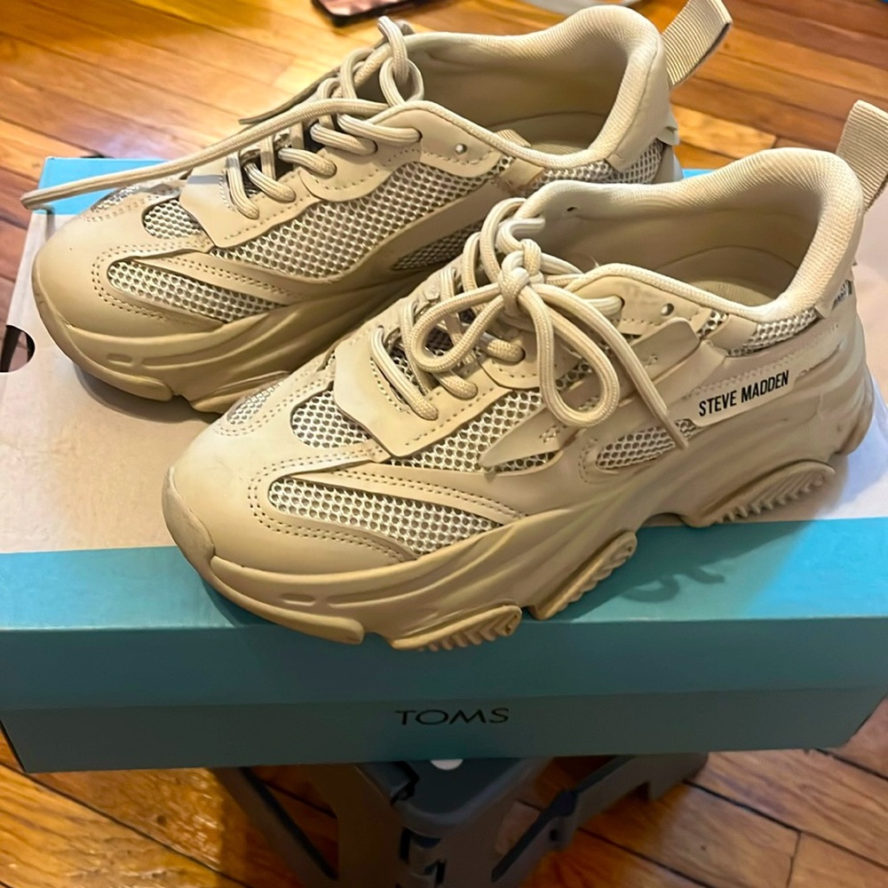 Steve Madden 6.5 M Shoes
